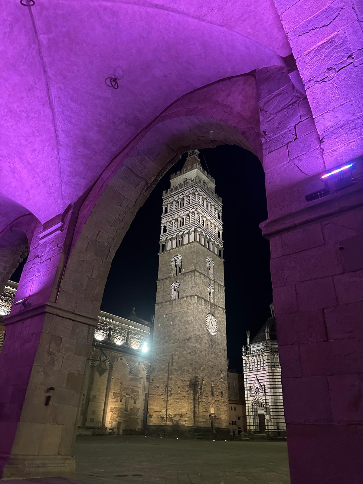 Piazza del Duomo a Pistoia torna a risplendere